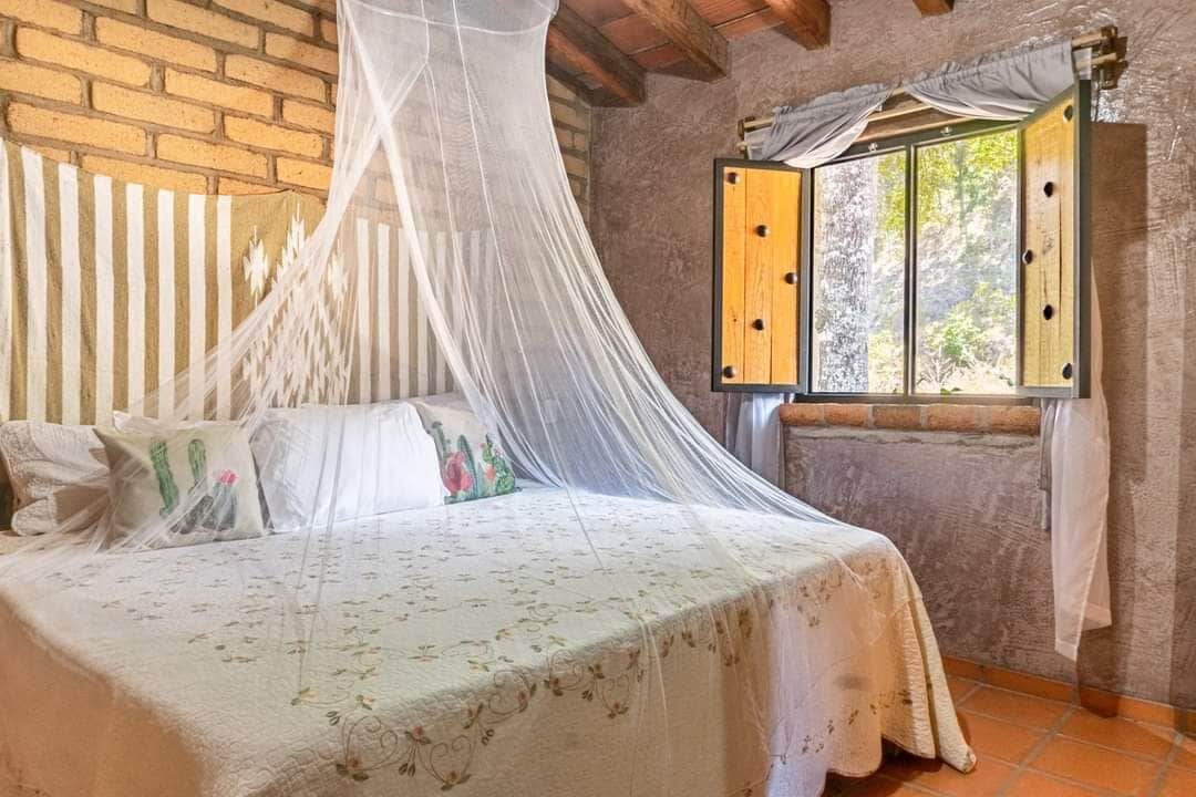Cabaña básica, vista al jardín | Ropa de cama de alta calidad, edredón y wifi gratis 