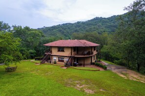Basic Cabin, Garden View | Exterior
