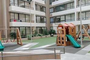 Apartemen Basic | Area anak-anak