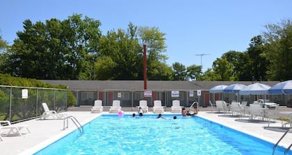 BEACHWAY MOTEL