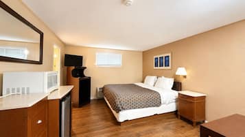Comfort Room, 1 King Bed, Non Smoking