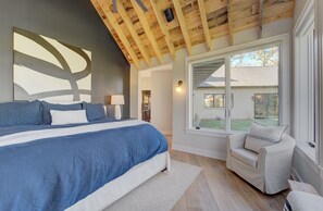 Room - Private modern cottage retreat, minutes from Mayo Clinic. (Rochester)