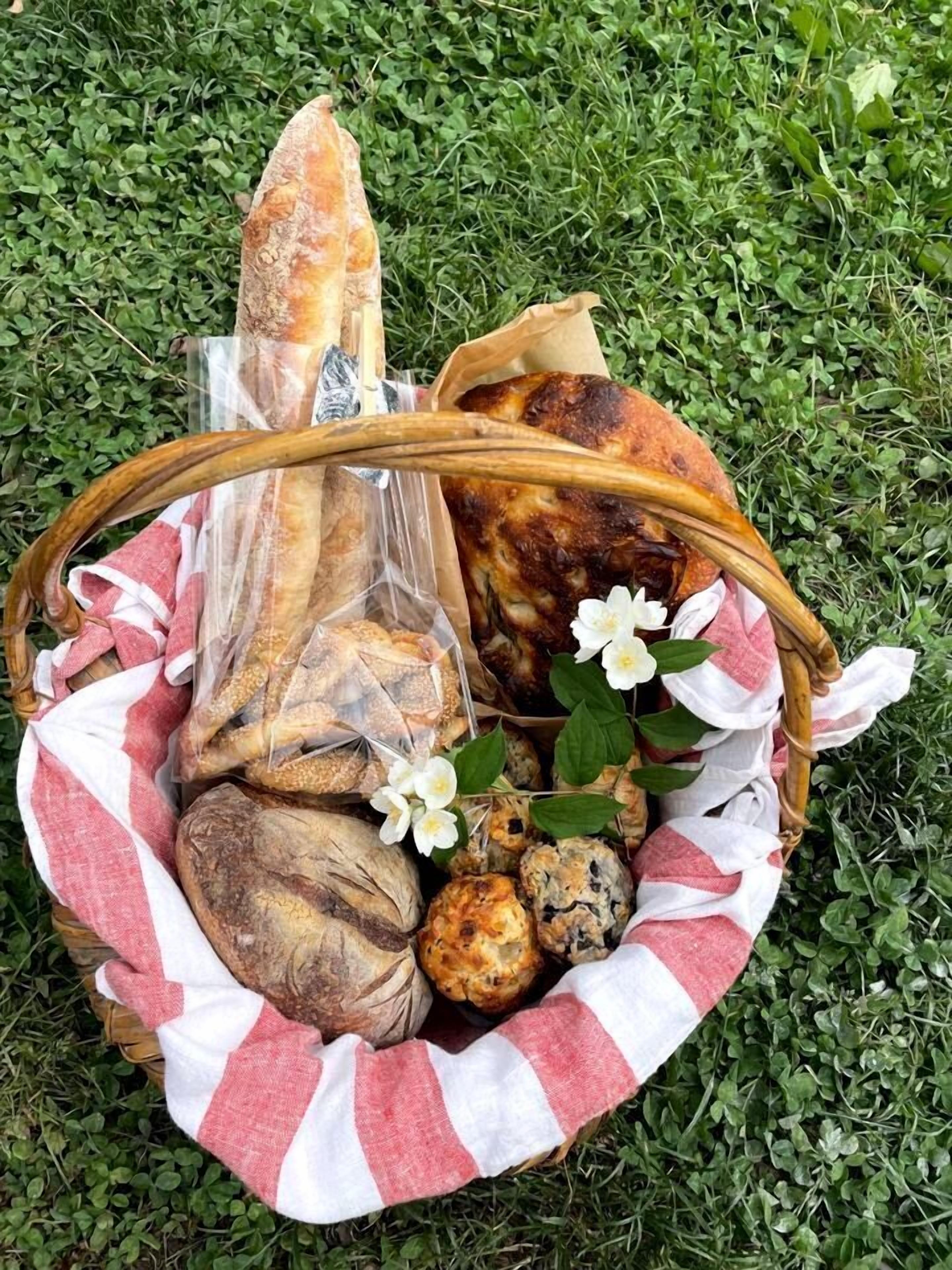餐饮