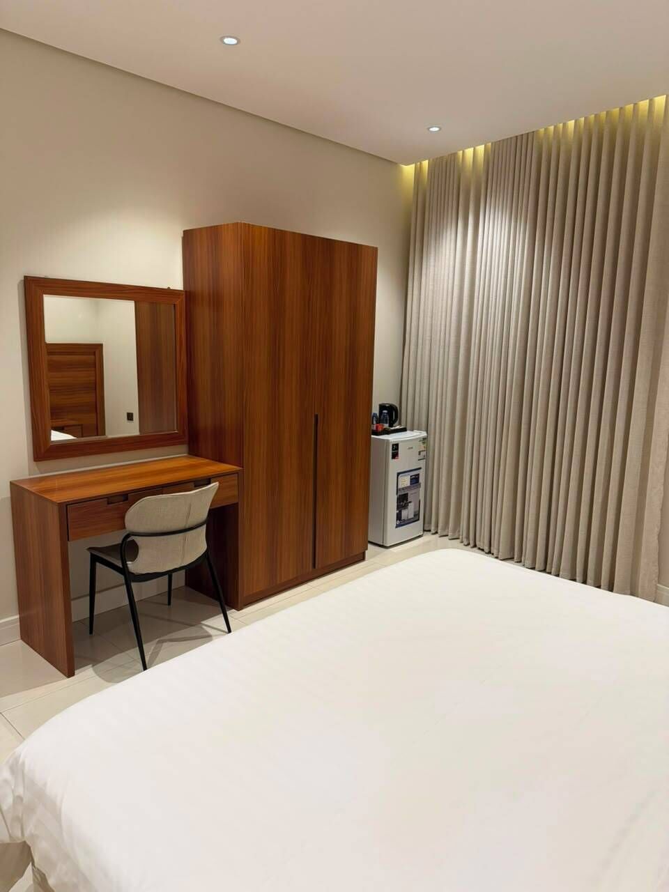 Junior Apartment | Iron/ironing board (on request), free WiFi