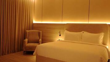 Superior Duplex | Egyptian cotton sheets, premium bedding, down comforters, pillowtop beds