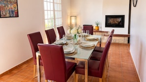 Dining - La Villa Peace & Goodness (Vidauban)