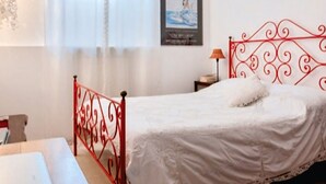Room - An oasi of freshness in the hot roman summer (ROME)