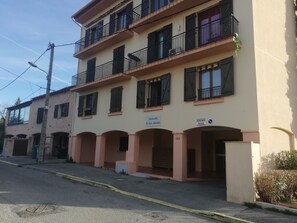 Exterior - Vrbo Property (Fréjus)