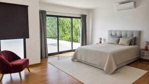 4 Schlafzimmer, Bügeleisen/Bügelbrett, kostenloses WLAN, Bettwäsche