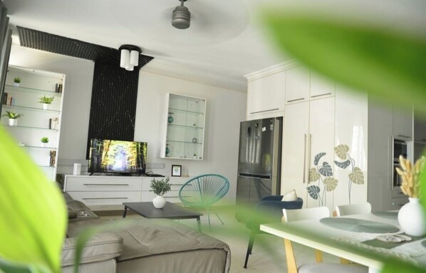 Interior - Coco Paradise
Serene, Cozy & Timeless (Flic en Flac)