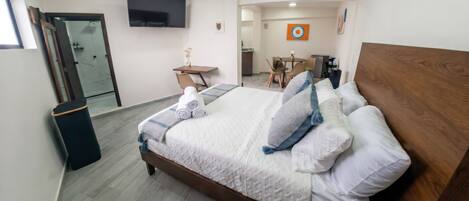 Executive Room, Non Smoking | Desk, iron/ironing board, free WiFi