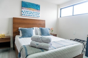 Kamar Standar, Bebas Asap Rokok | Meja kerja, setrika/meja setrika, dan Wi-Fi gratis