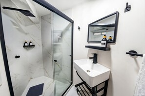 Standard Room, Non Smoking | Bathroom - KUKO EXPRESS (Chilpancingo de los Bravo)