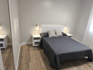 Iron/ironing board, free WiFi, bed sheets - Vrbo Property (Rute)