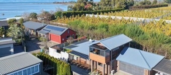 Roy-Al Retreat - Riwaka Holiday Home