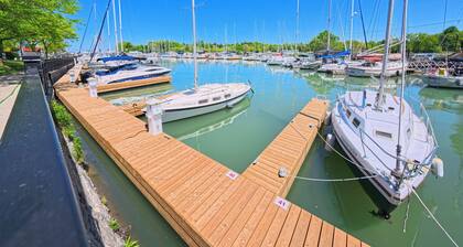 Studio 5 |Explore Niagara from Newly Rebuilt Private Cottage in Port Dalhousie