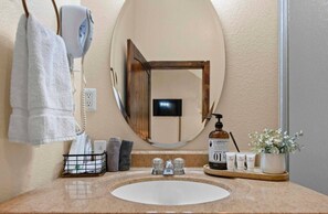 Hair dryer - The Tui at Nicole Creek Cabins (Waco)