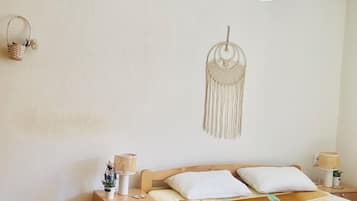 4 habitaciones, tabla de planchar con plancha y wifi gratis