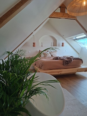 1 bedroom, iron/ironing board, WiFi, bed sheets. Guesthouse 2 La Bel Air at Christophe's