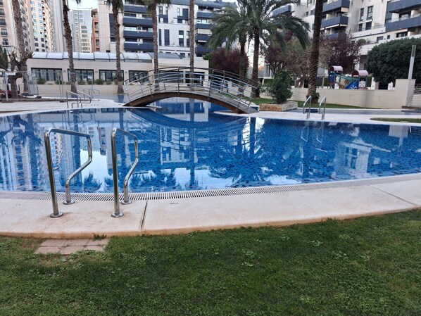 A heated pool - Vrbo Property (València)