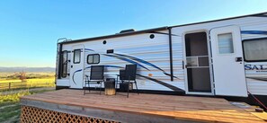 Exterior - Delightful 1-bedroom recreational vehicle with AC in Saint Ignatius (Saint Ignatius)