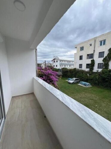 NEAR Guest House: Family Room with Garden View