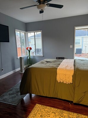Room - Quiet, Charming LA Back house — Minutes from SOFI, the Forum & the Beach (Los Angeles)