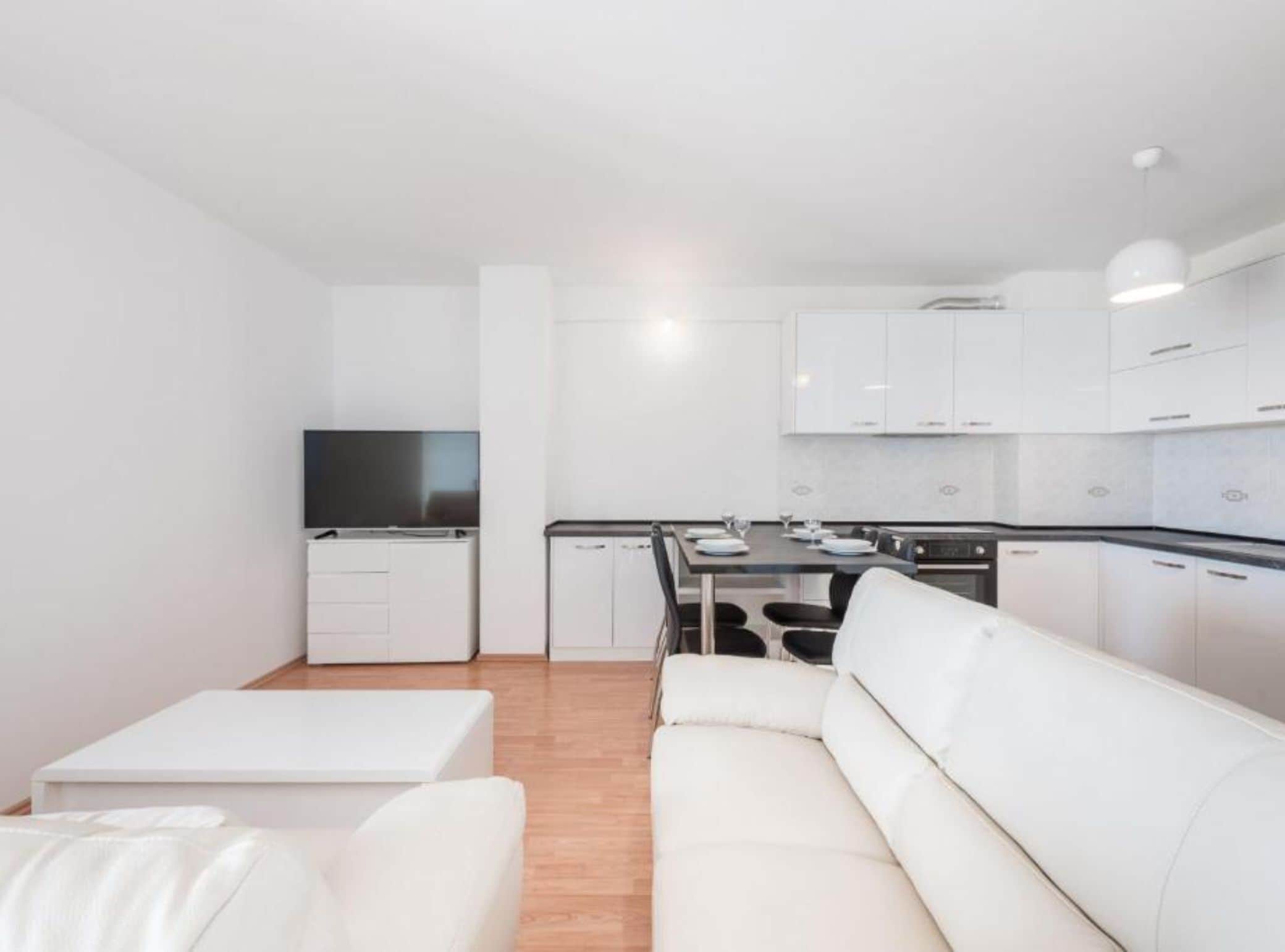 Huoneisto (Three Bedroom Apartment with Terrace ) | Yksityiskohta sisätiloista