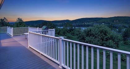 Lakeview Retreat w Deck & Fire Pit