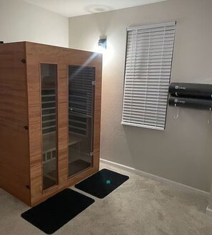 Interior - Downtown Indy Spa Retreat (Indianapolis)