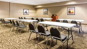 Unclassified image, 2 of 36, button - Comfort Suites Humble Bush Intercontinental Airport (Humble)
