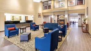 Lobby - Comfort Suites Humble Bush Intercontinental Airport (Humble)