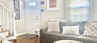 Cozy House in a Quiet neighborhood