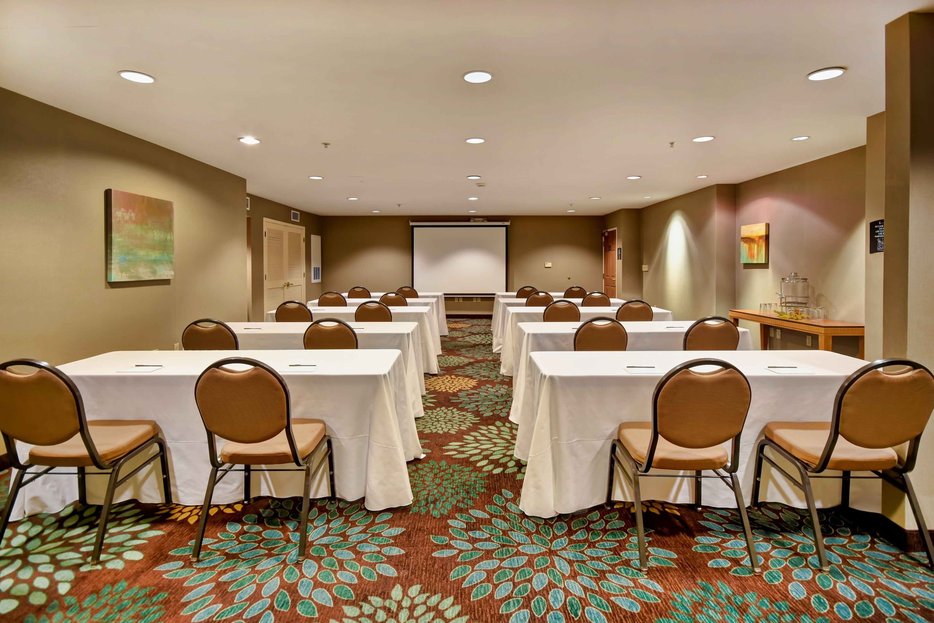 Meeting facility