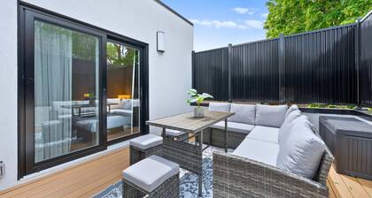 The Gerrard Private Patio Near Riverdale Park