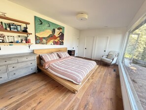 Internet, bed sheets - Beautiful Home in Muir Woods - Pool, Forest, Stunning Views (Mill Valley)