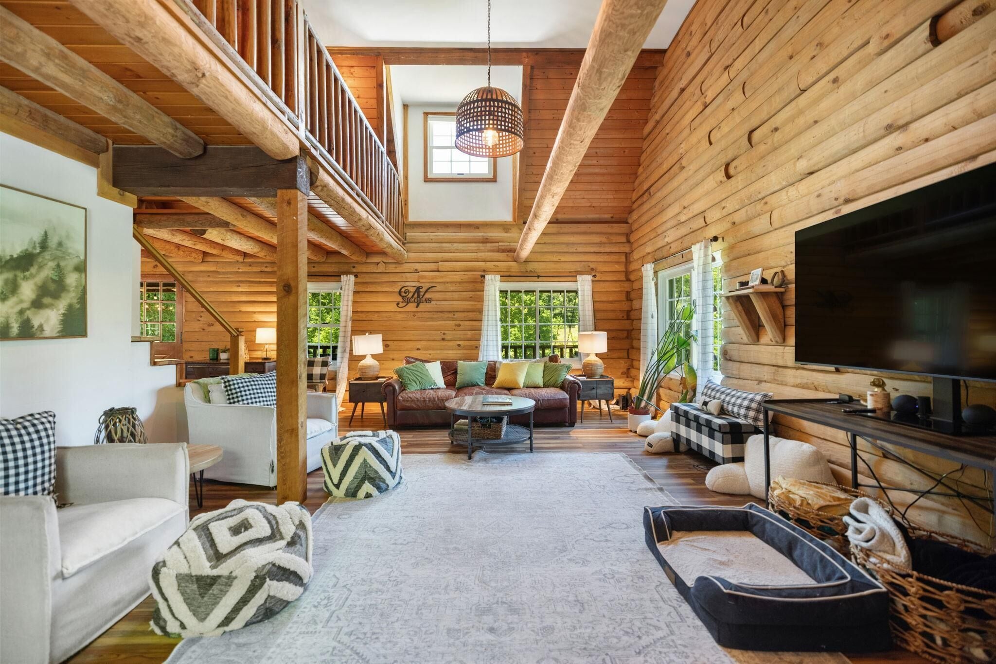 Smart TV, chimenea y futbolito 