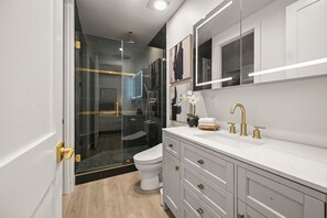 Bathroom - New Cozy 2-bedroom studio in Walnut Creek with AC (walnut creek)