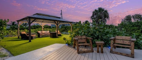 House, Multiple Beds (Sunshine Dock House) | Terrace/patio