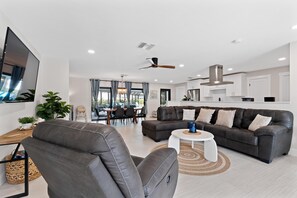 Hus, flere senger (Sunshine Dock House) | Oppholdsområde