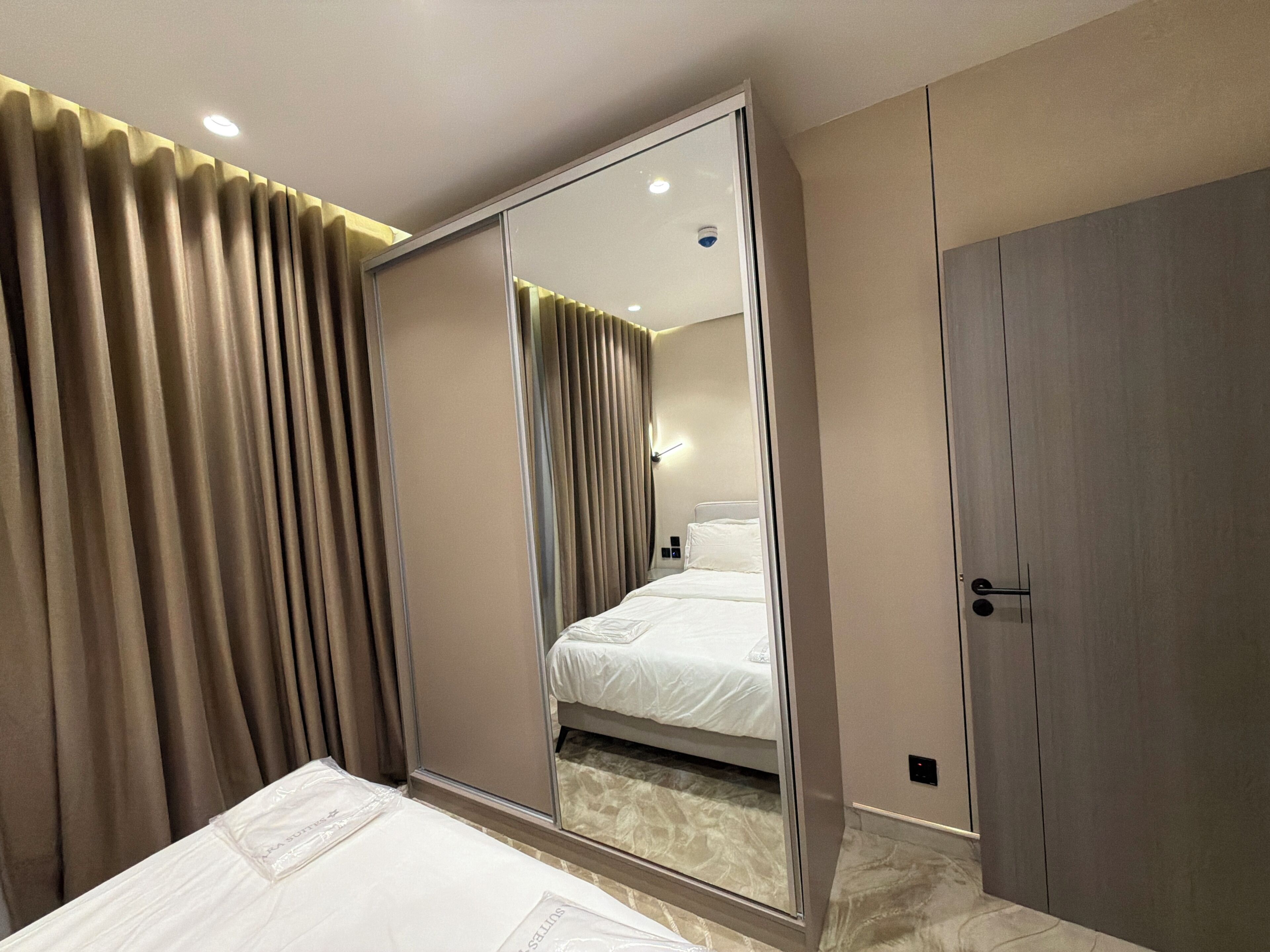 2 bedrooms