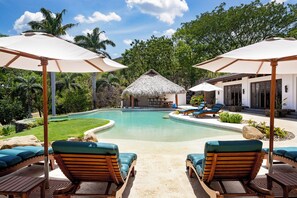 Pool - Beautiful house in Guacalito de la Isla, Casa Kidd. Incredible views (Tola)
