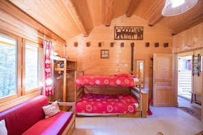WiFi, bed sheets