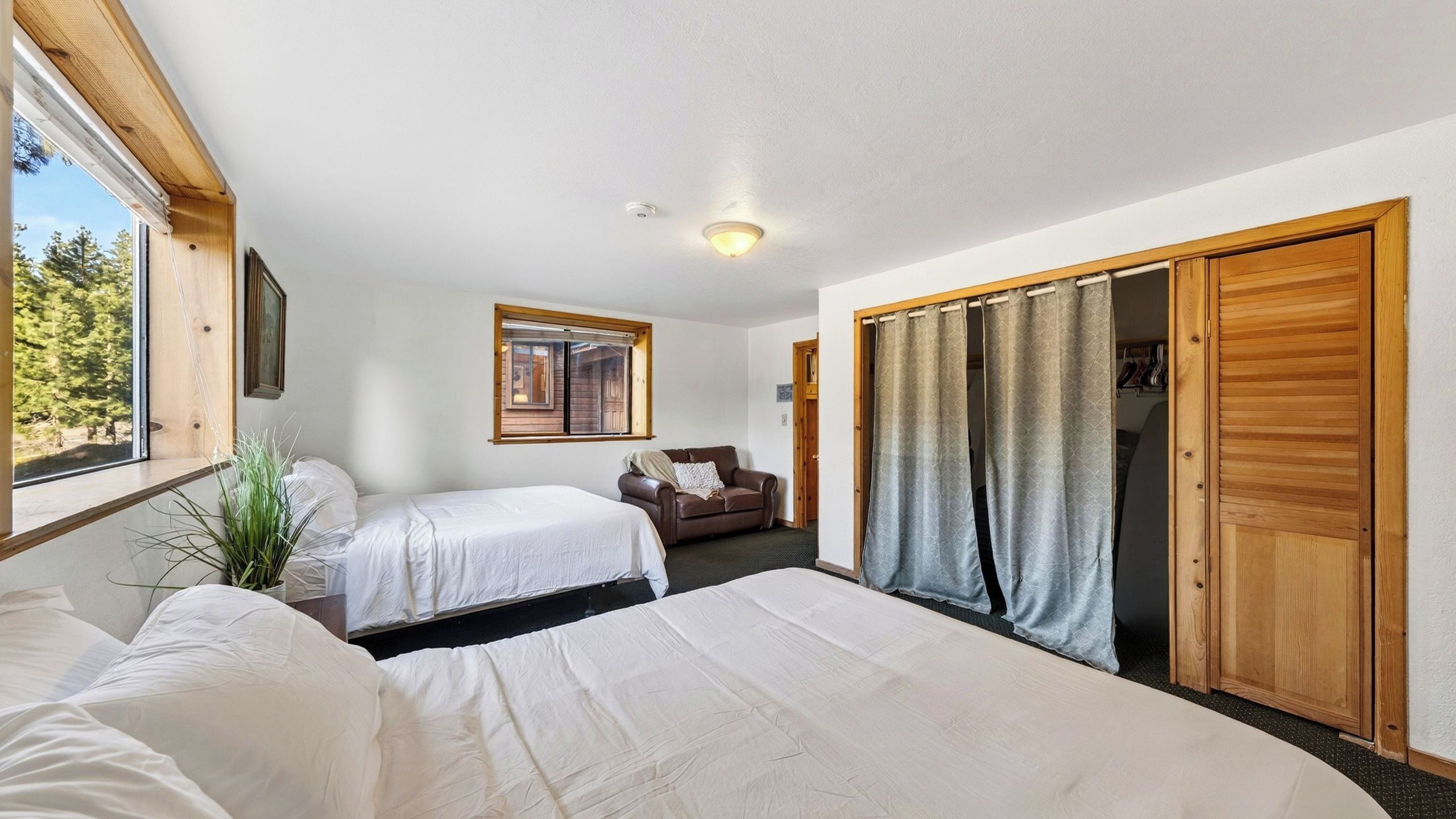 Casa (Multiple Bedrooms) | Interior