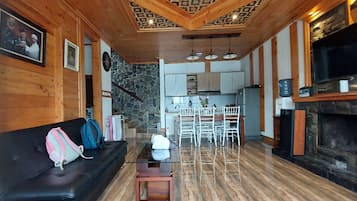 Villa, Mountain View | Living area