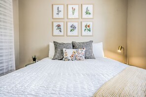 Room - Delightful 4-bedroom house in Colorado Springs perfect for families (Colorado Springs)