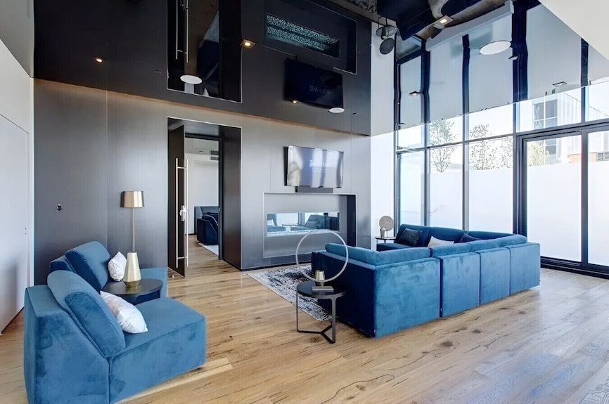 Chic 1br Apartment In Dt Mtl - Montreal