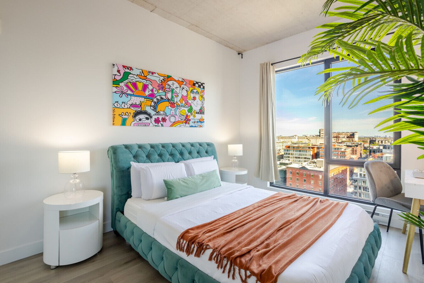 Iron/ironing board, WiFi, bed sheets