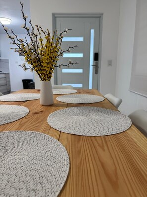 Dining - Luce Di Luna • Carolina - New Apt Near SJU Airport (Carolina)