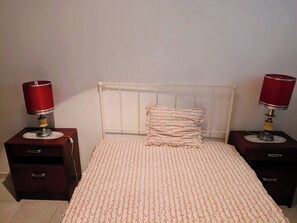 Room - Appartment in center 2-bedroom apartment in São Bartolomeu de Messines (São Bartolomeu de Messines)